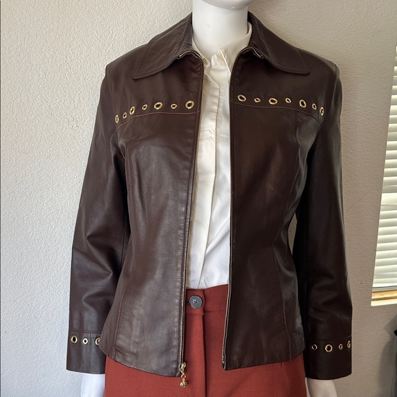 Fabulous St.John Butter Soft Leather
Jacket Embellished w/Brass
Grommets - Picture 6 of 17